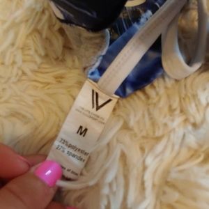 Vull Tops - Vullsport bra with cage/open details in back Vull Tops - Vullsport bra with cage/open details in back